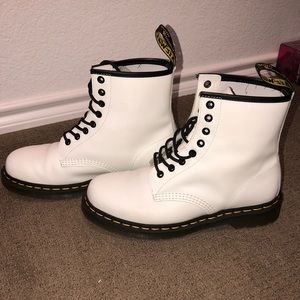 1460 White Smooth Dr. Martens